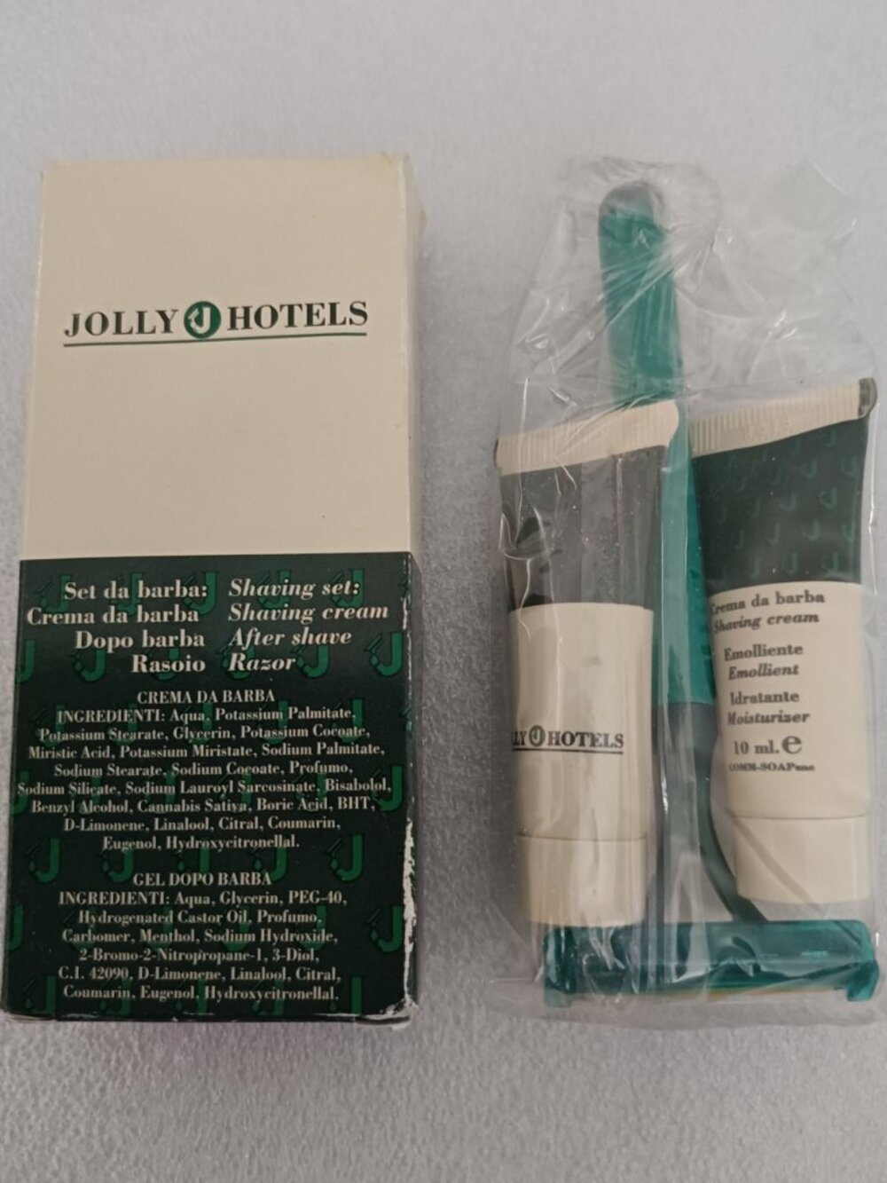 Men’s Grooming 4 Sets - Travel Razor & Essentials - Vintage
